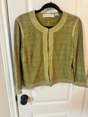 Vintage Dana Buchman Olive 100% Suede size 10 Perforated Patterned Floral Jacket